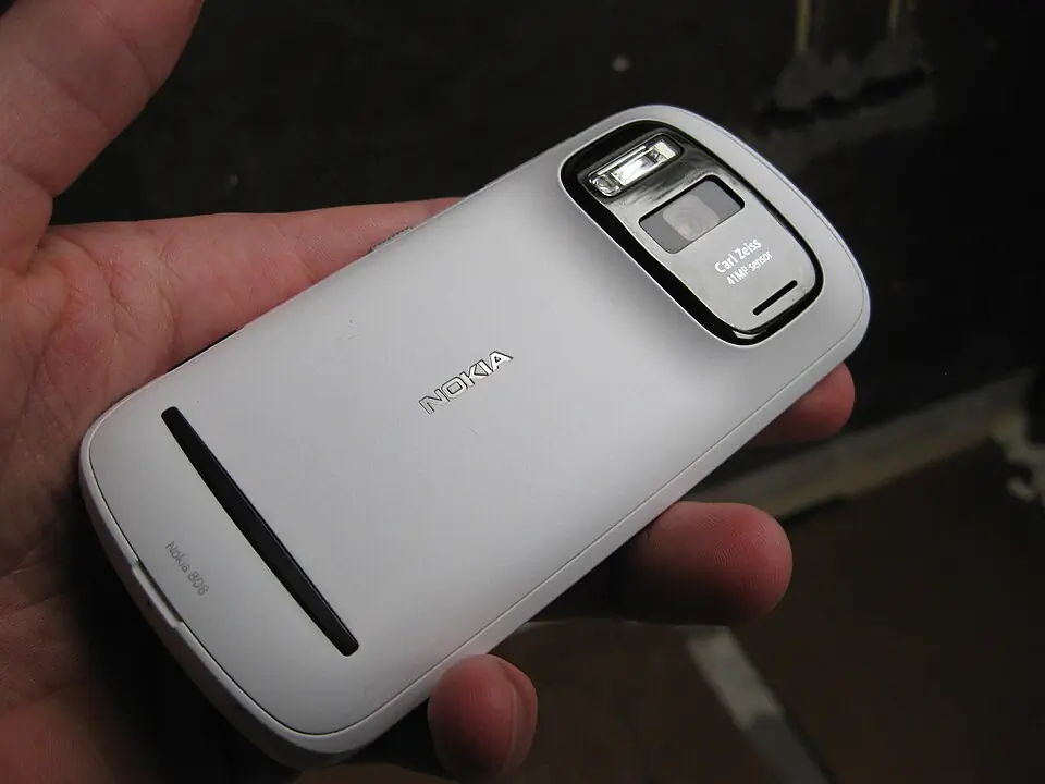 Nokia 808 PureView