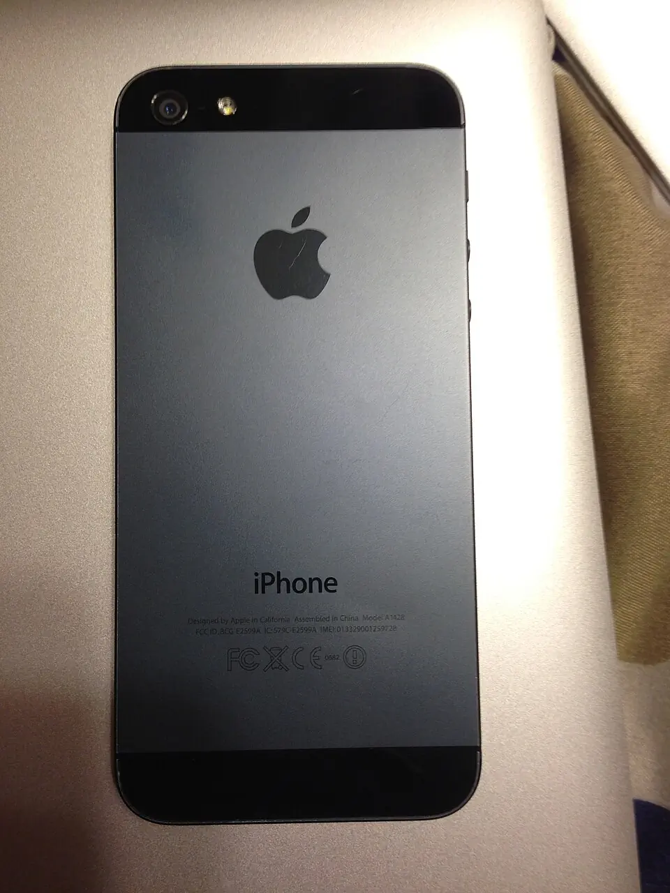 Apple iPhone 5