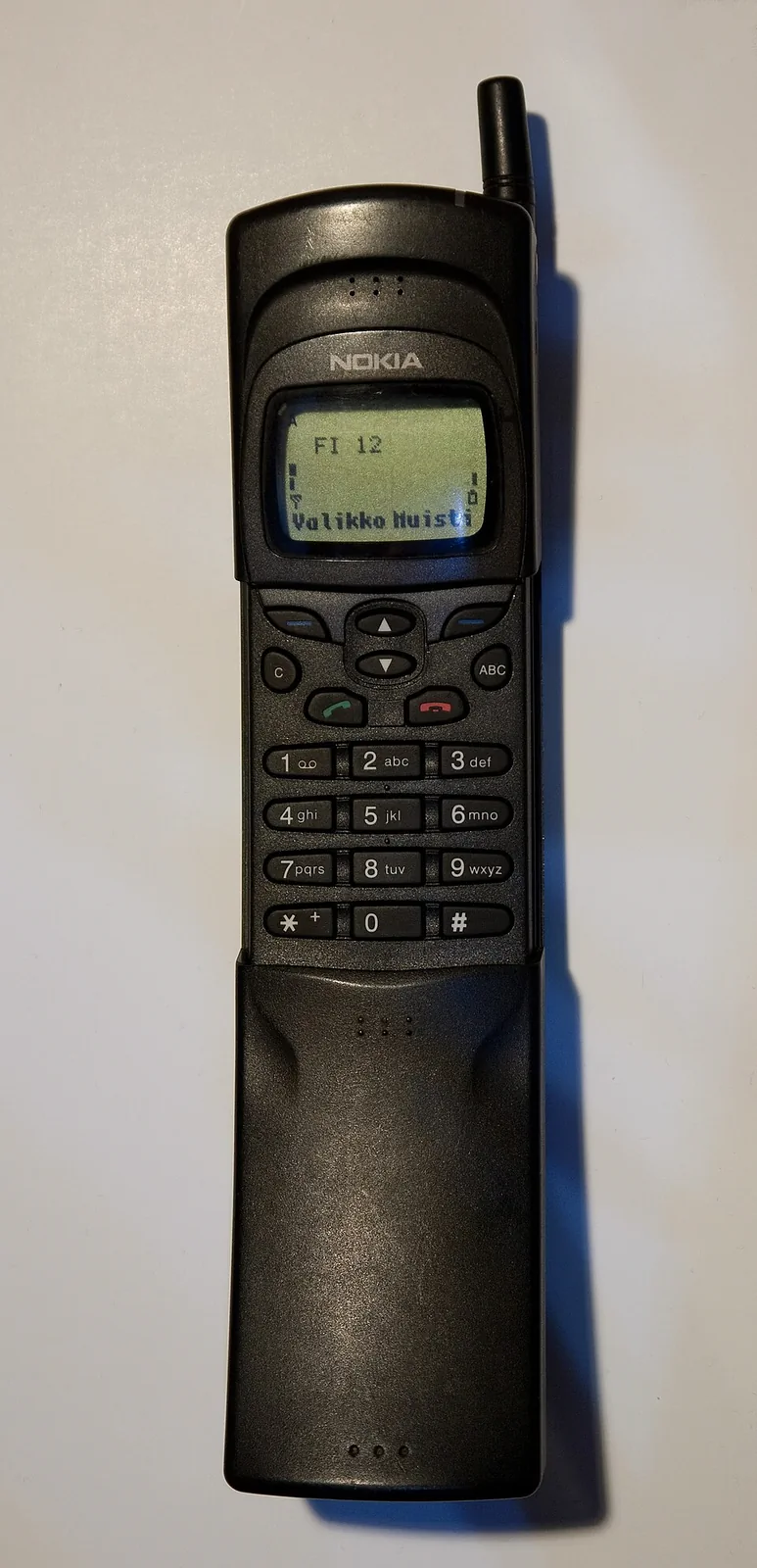 Nokia 8110 NHE-6BX 实机，手动滑盖打开